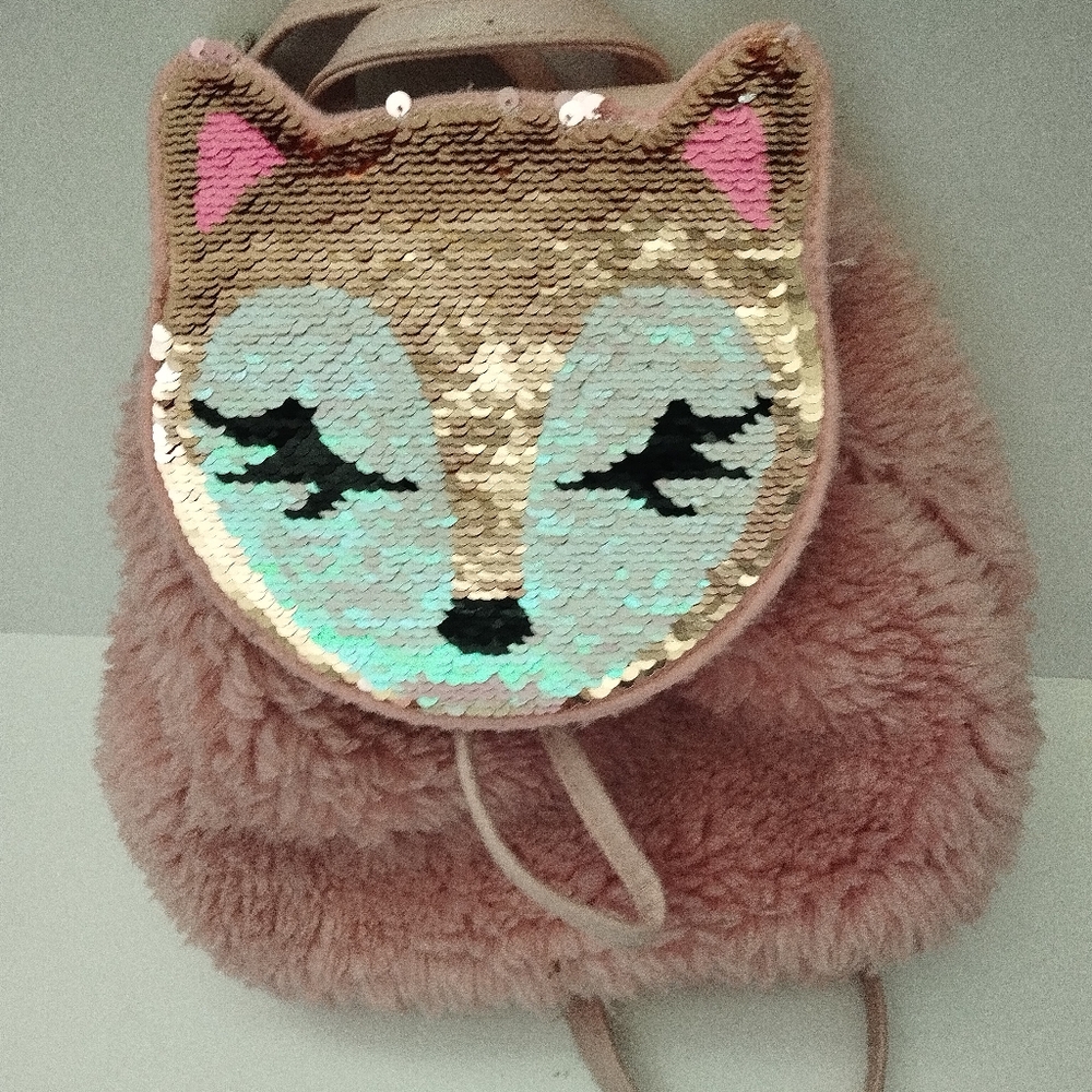 Cute mini back the children's place brand
